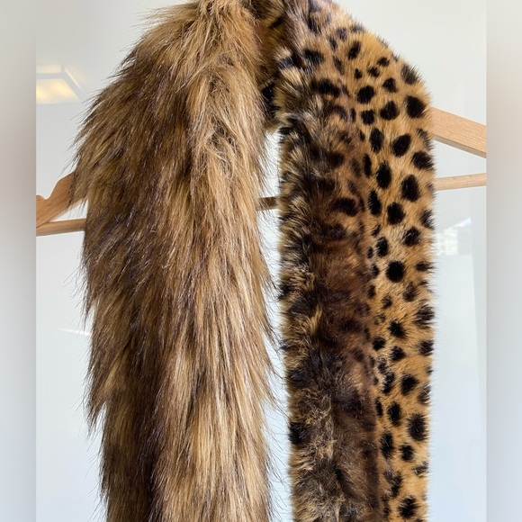 Parkhurst Accessories - Parkhurst Leopard Print Faux Fur Scarf, made in Canada